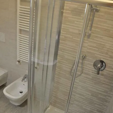 In - Gardasee 38604 * لاتيزي